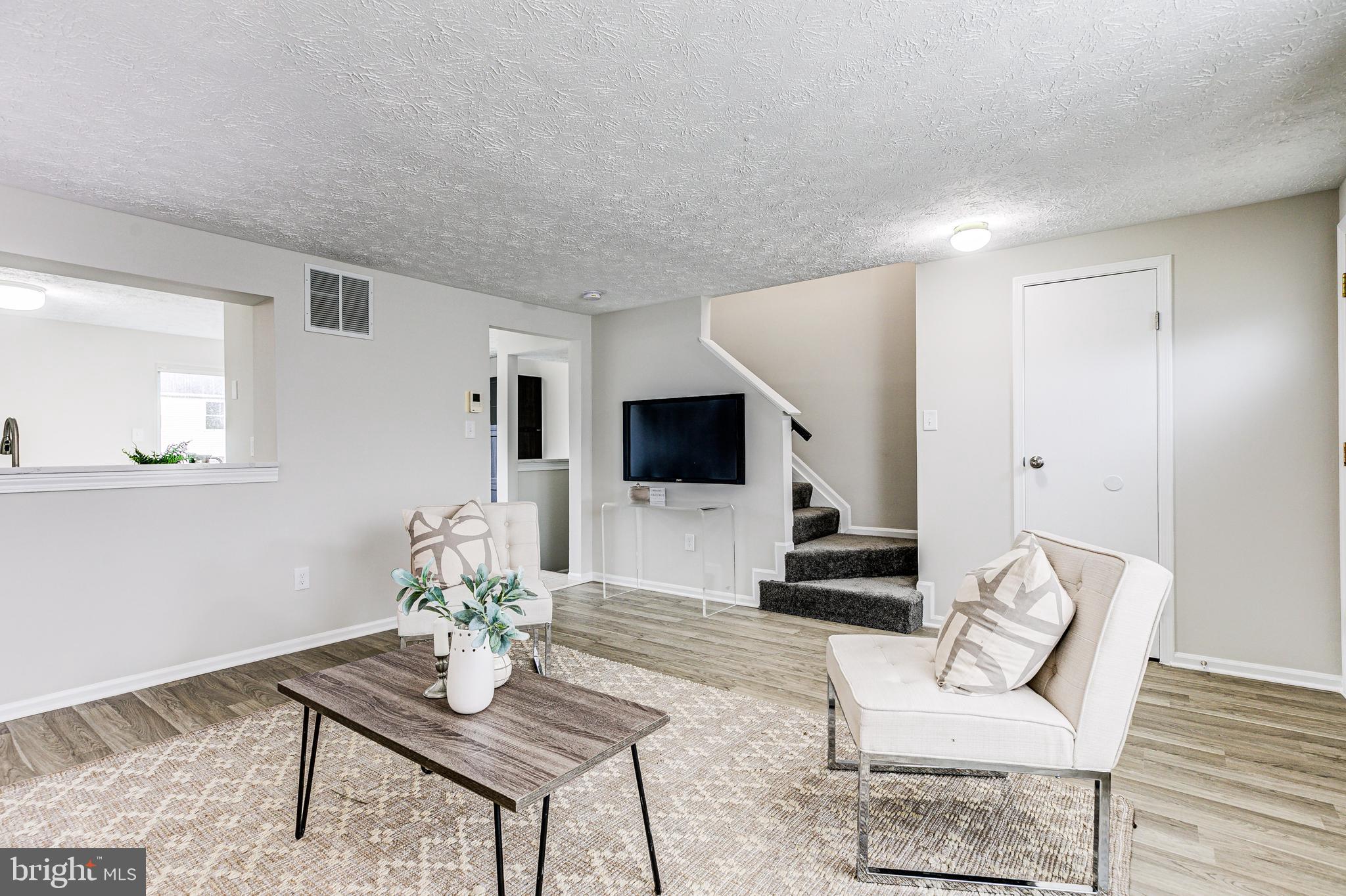 UPTON VILLAGE NORTH - Residential