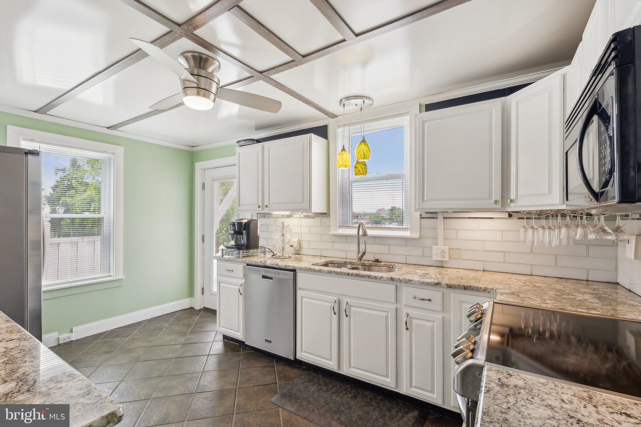 HAGERSTOWN - Residential