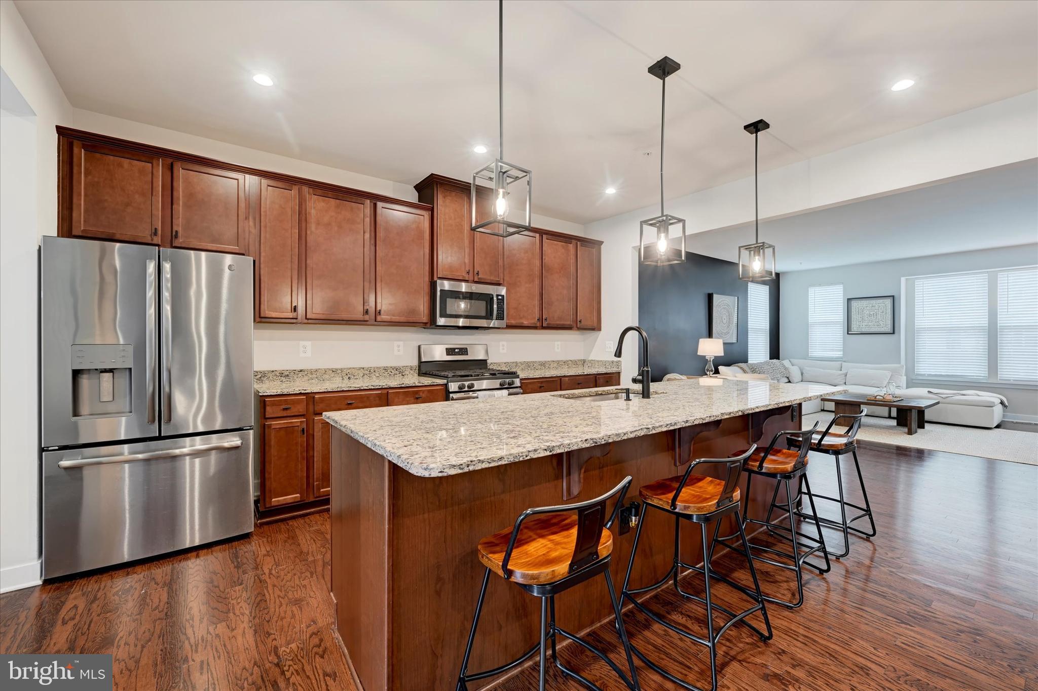 MAGNESS MILL - Residential