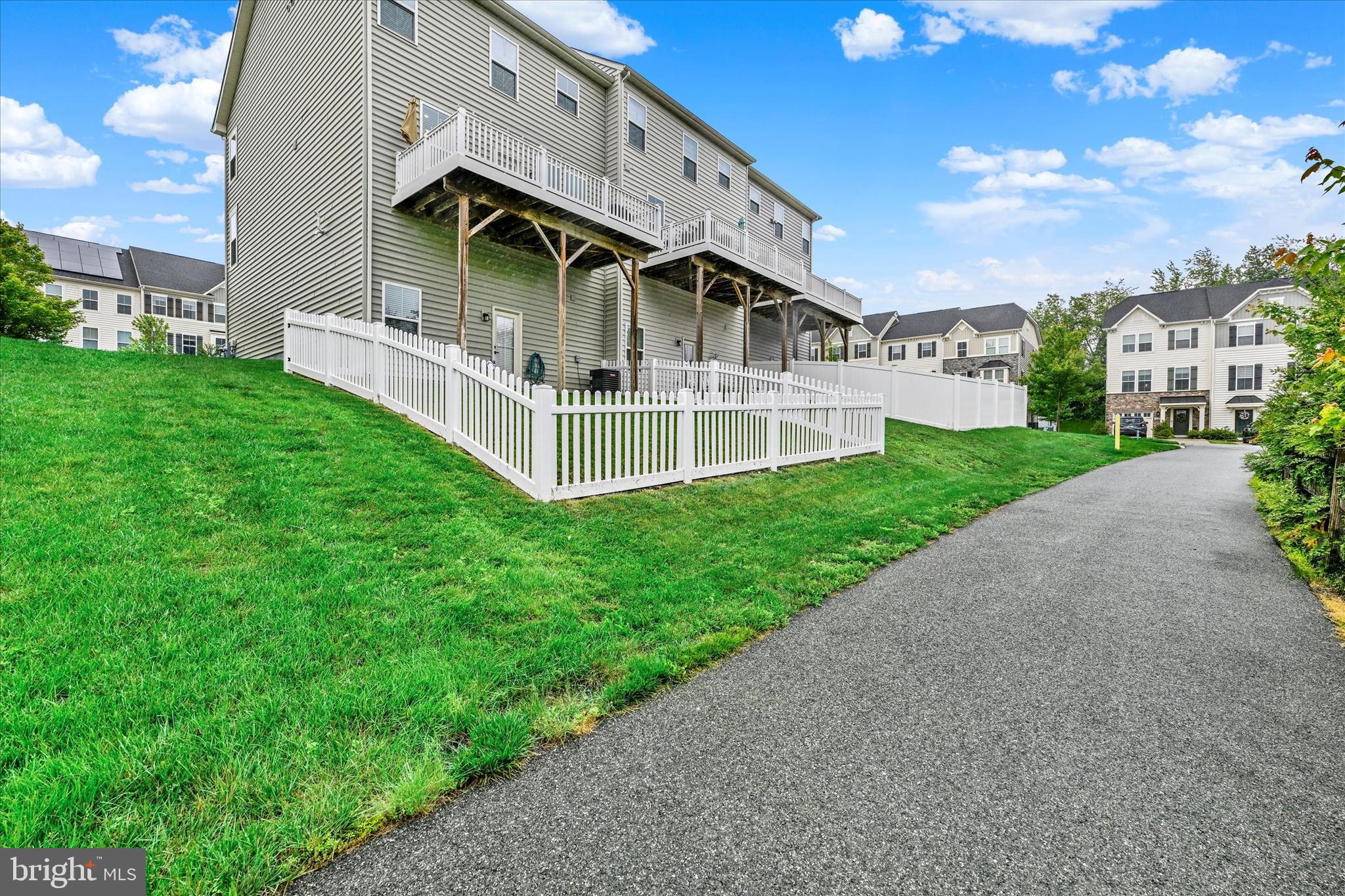 MAGNESS MILL - Residential