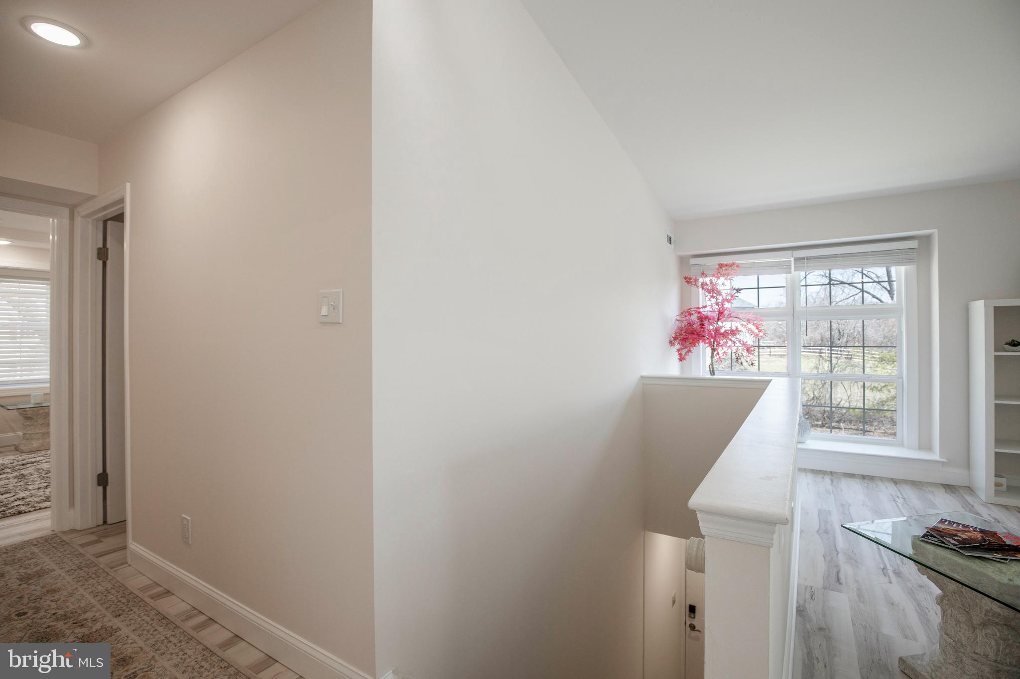 YORKSHIRE MDWS - Residential