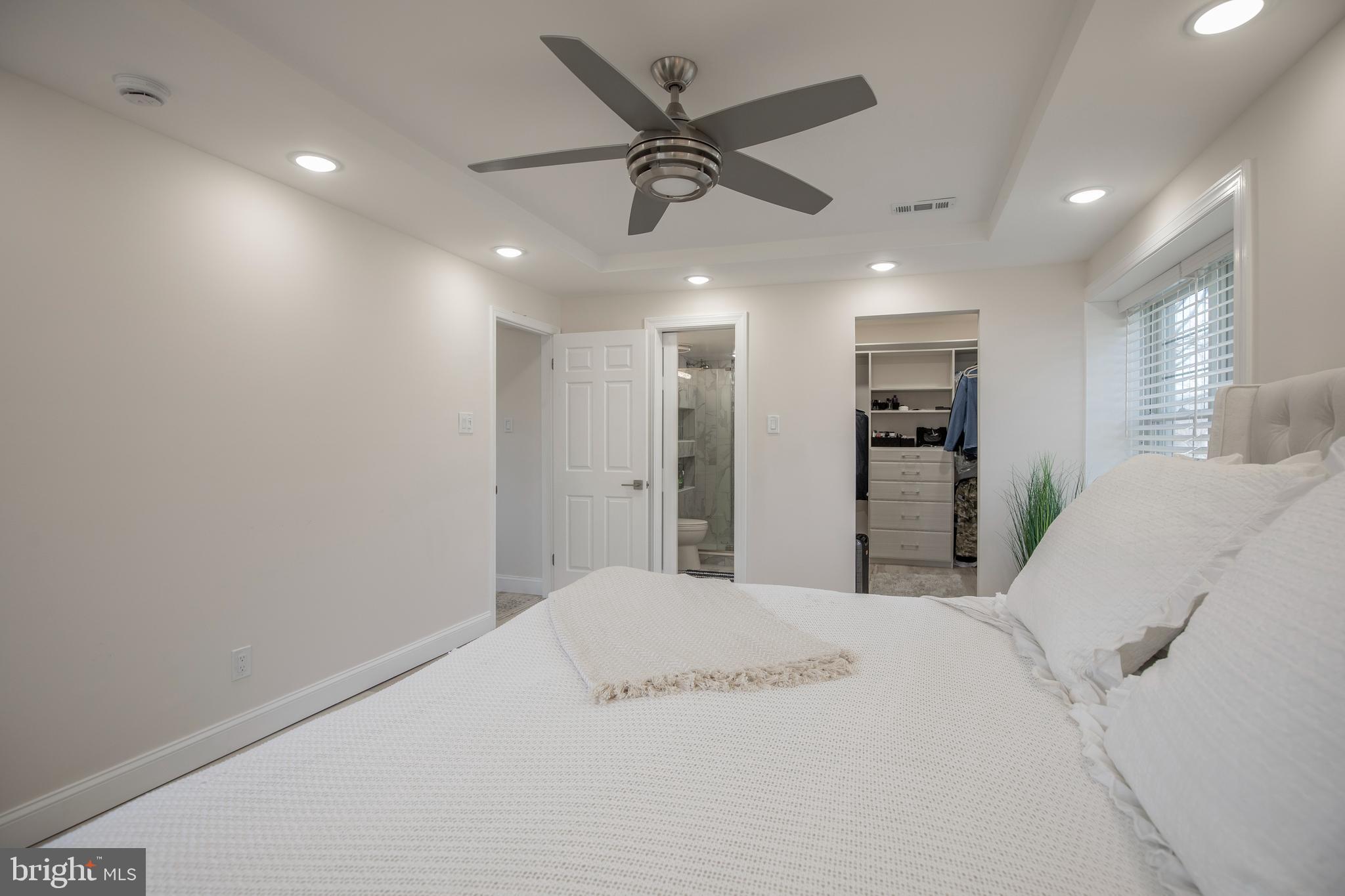 YORKSHIRE MDWS - Residential