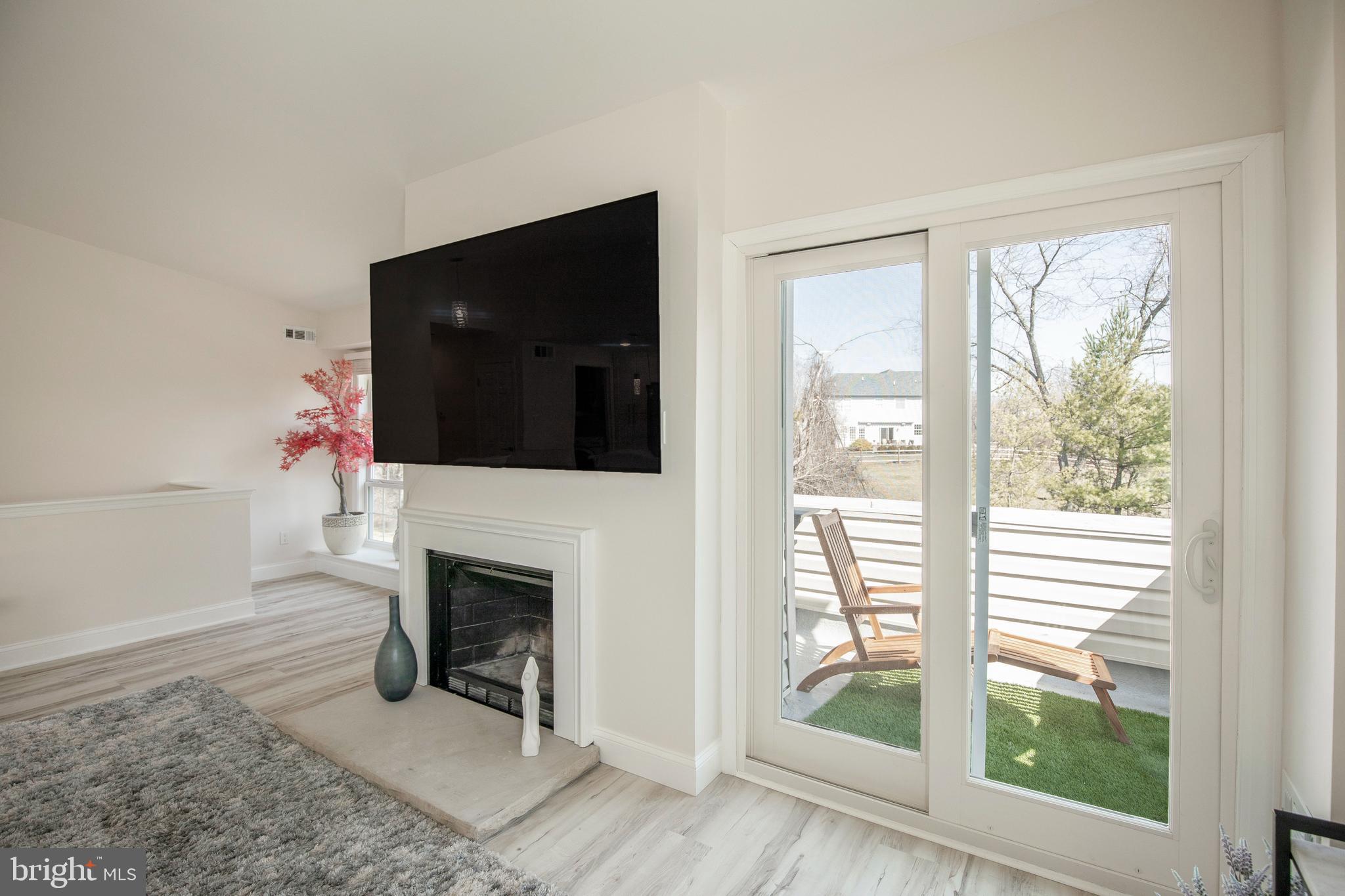 YORKSHIRE MDWS - Residential