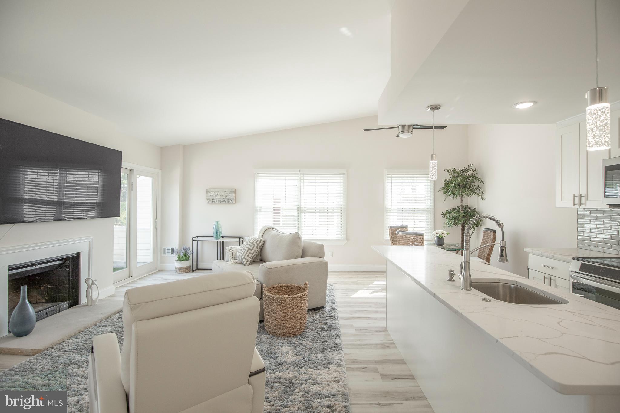 YORKSHIRE MDWS - Residential