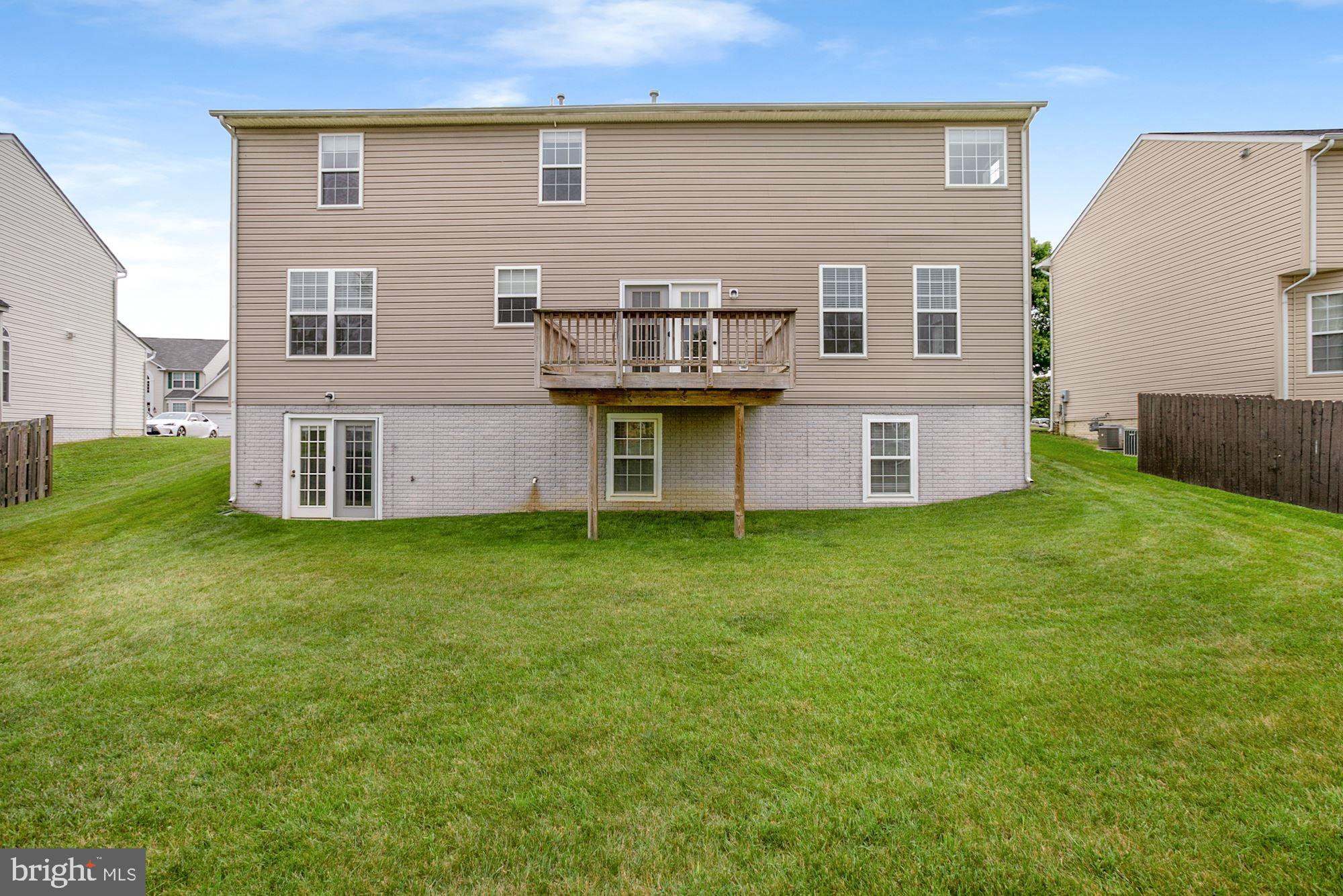 SOMERSET LANDING - Residential