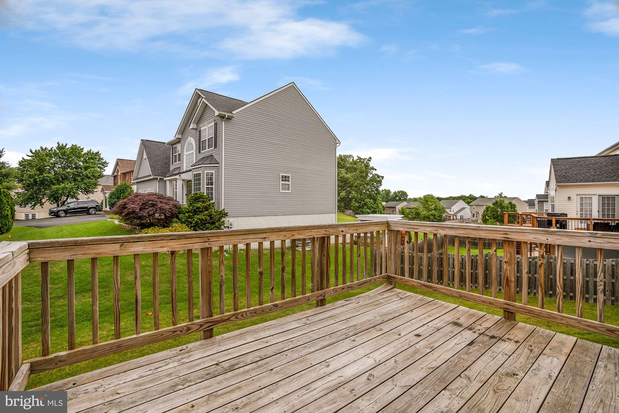 SOMERSET LANDING - Residential