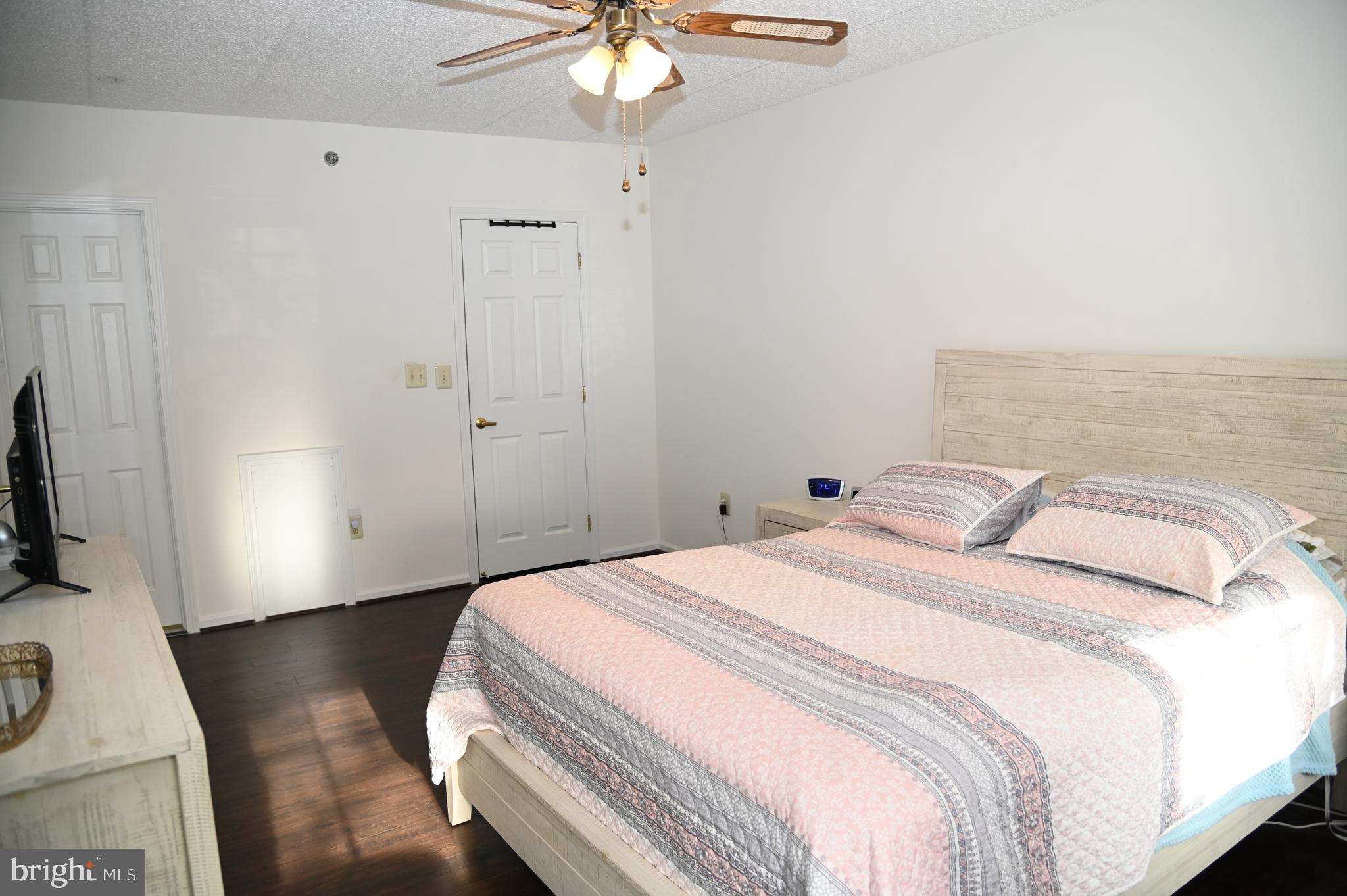 CENTENNIAL STATION - Residential