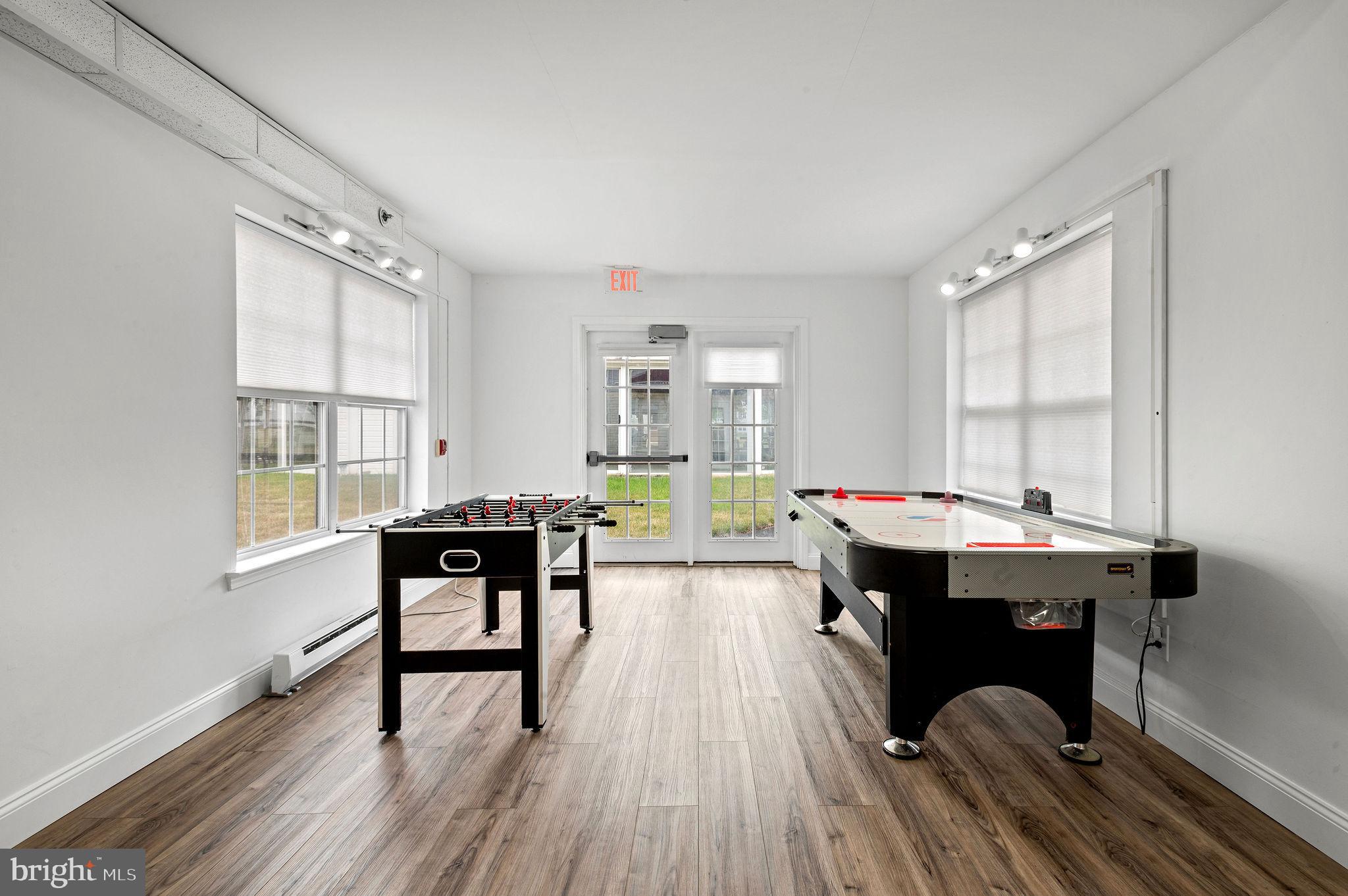 CENTENNIAL STATION - Residential