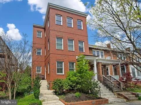 MLS: DCDC2280636