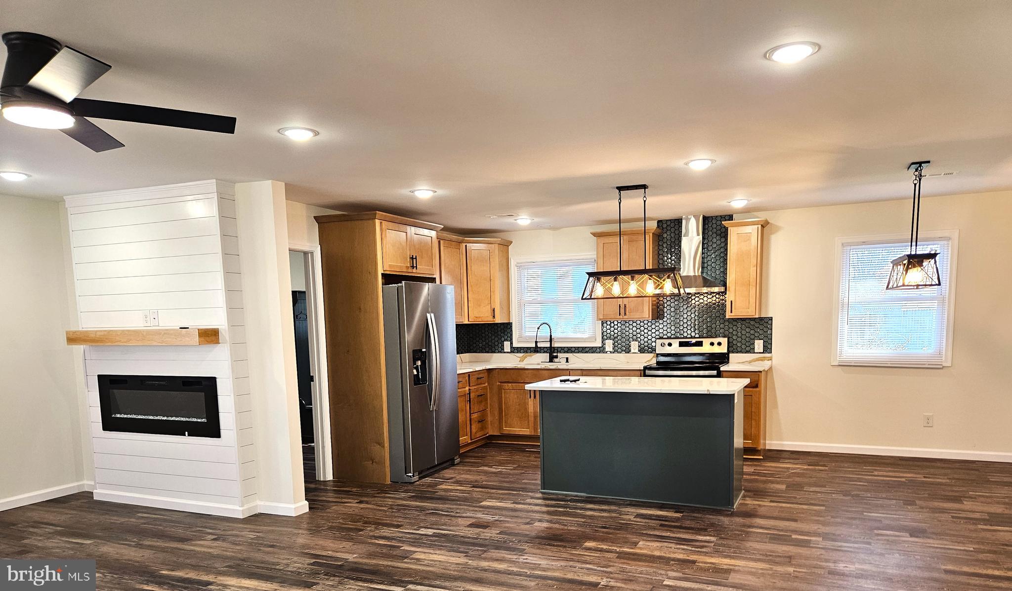 HOMEWOOD - Residential