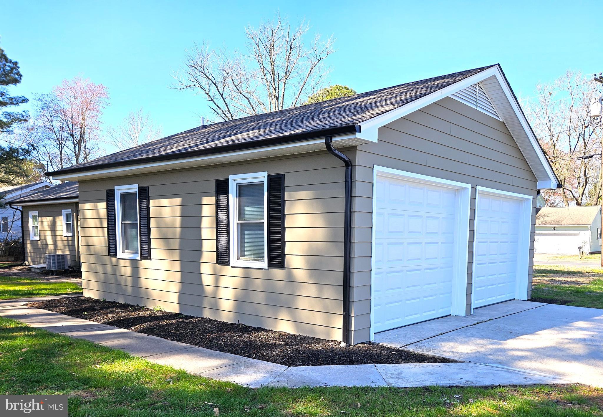 HOMEWOOD - Residential