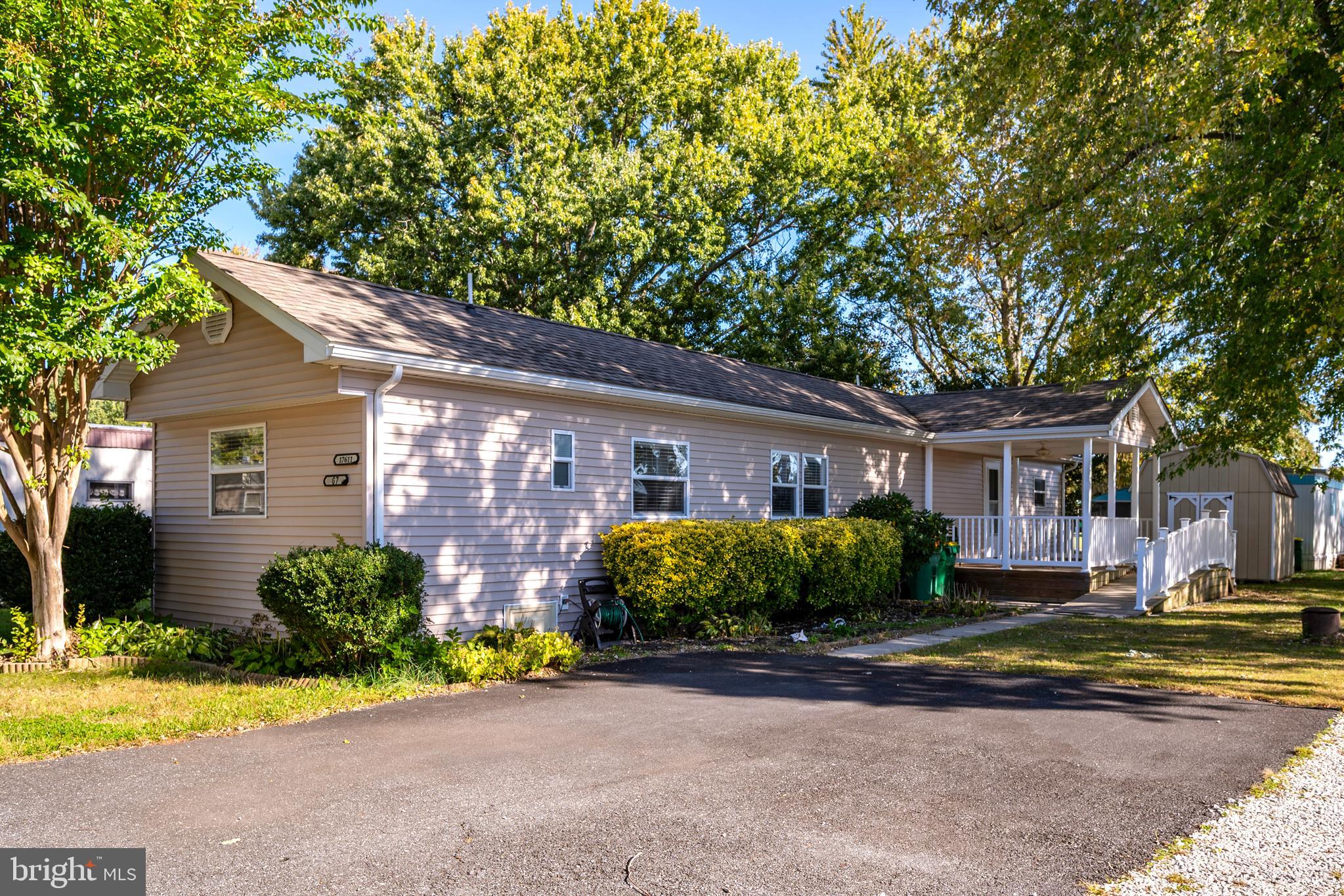 WHISPERING PINE MHP - Residential