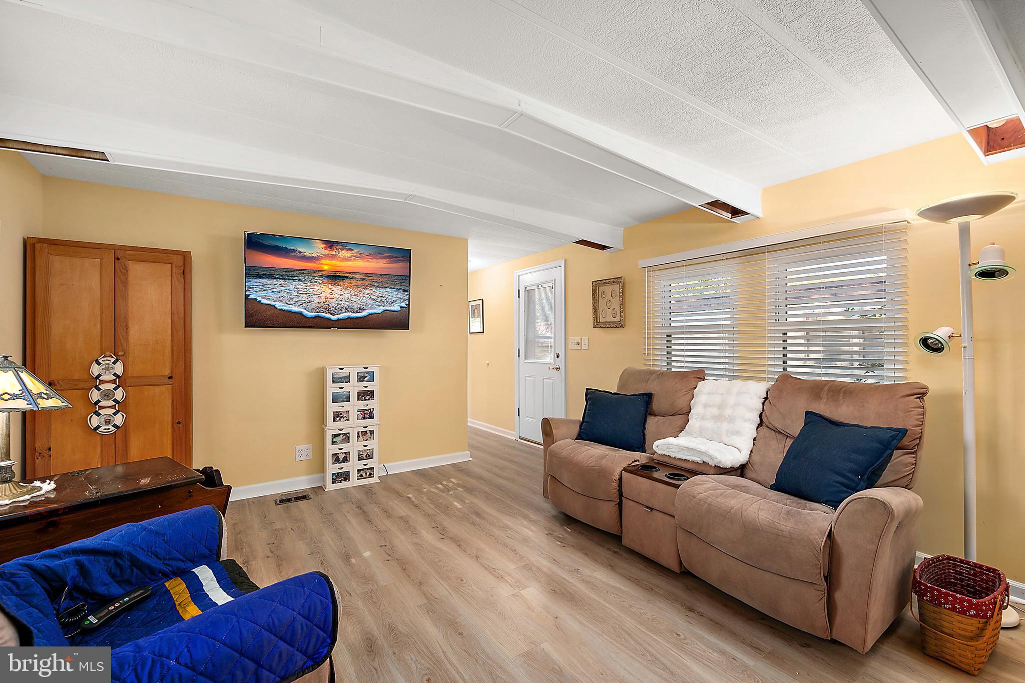 WHISPERING PINE MHP - Residential