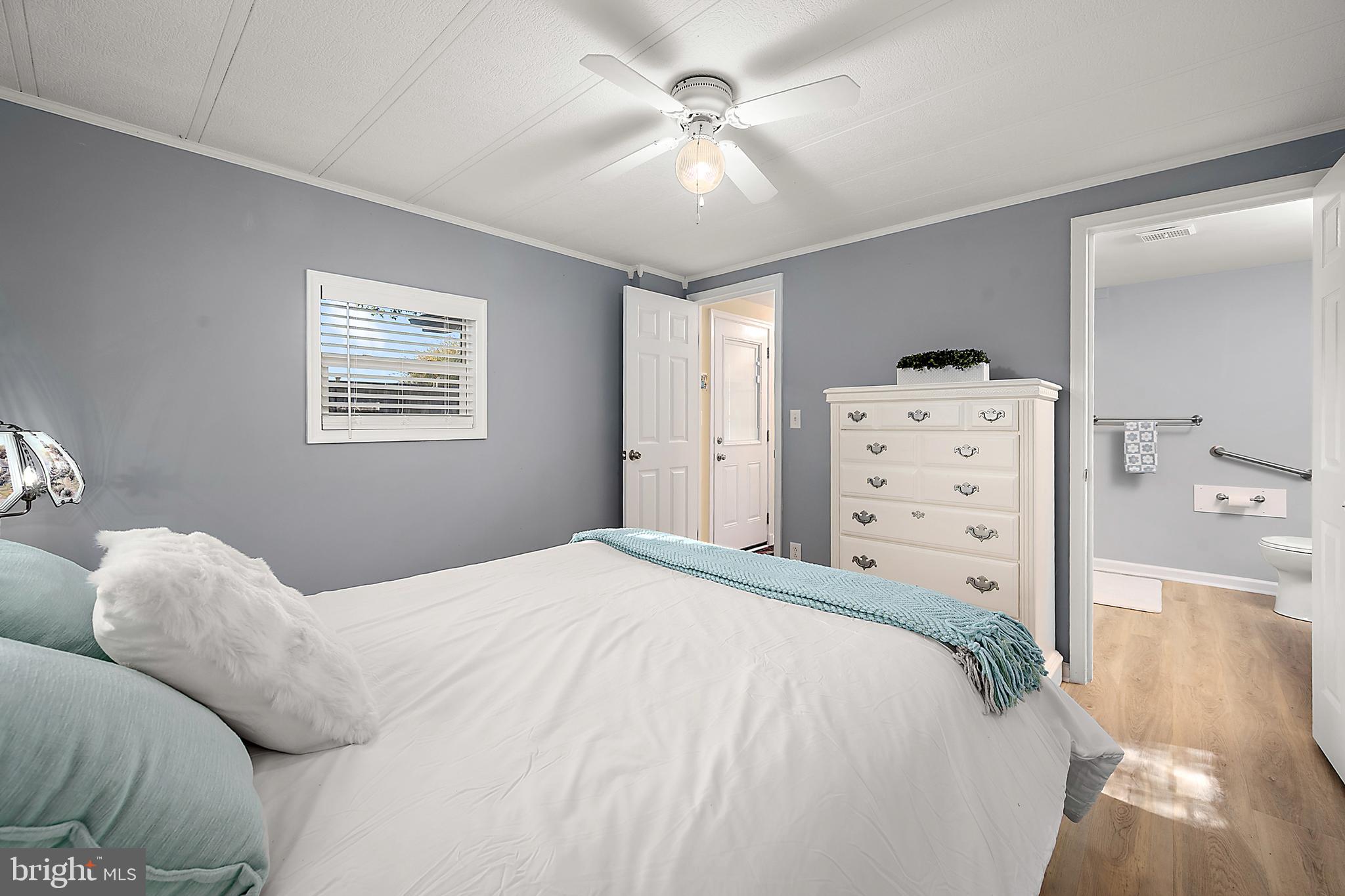 WHISPERING PINE MHP - Residential