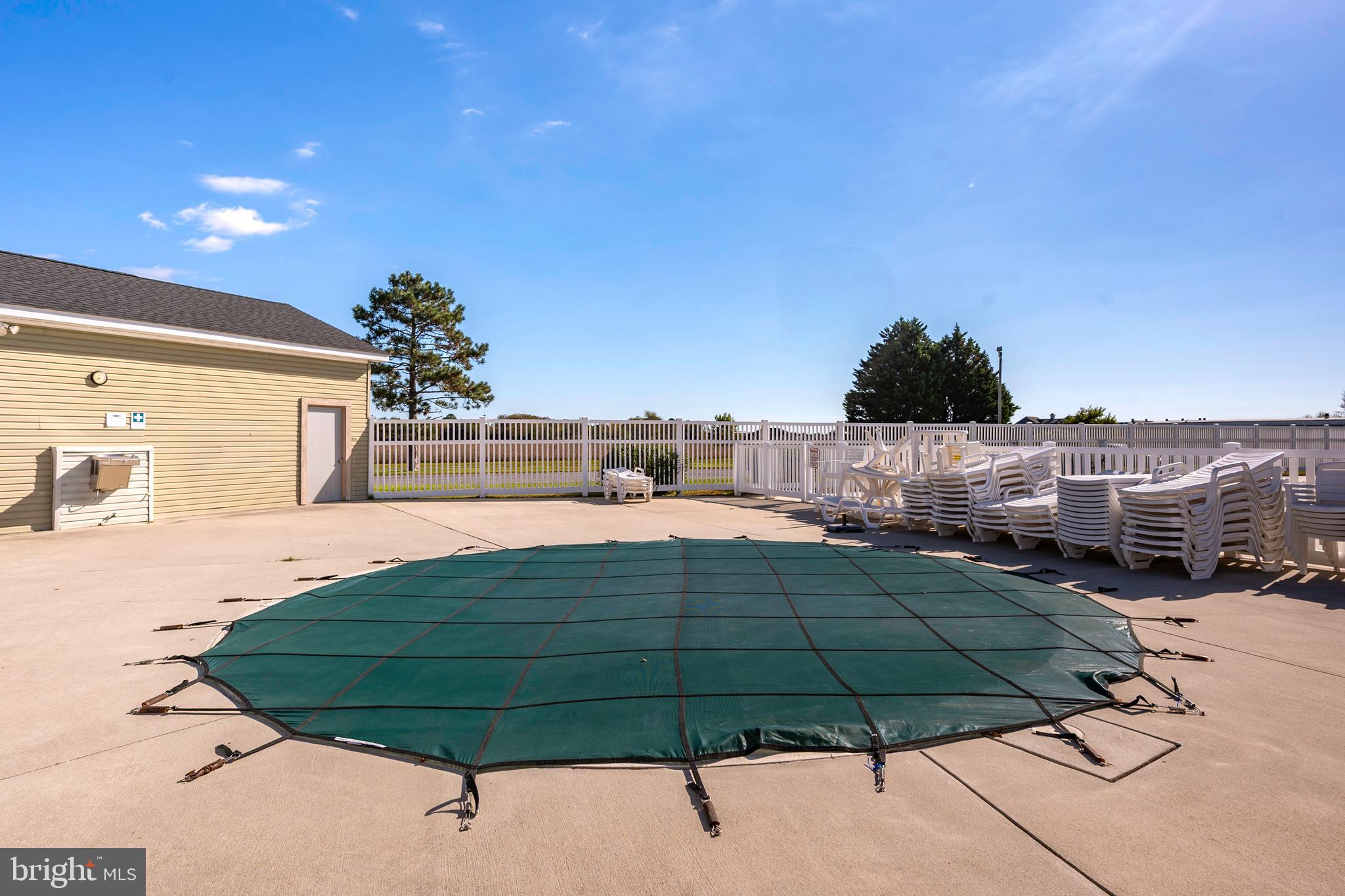 WHISPERING PINE MHP - Residential