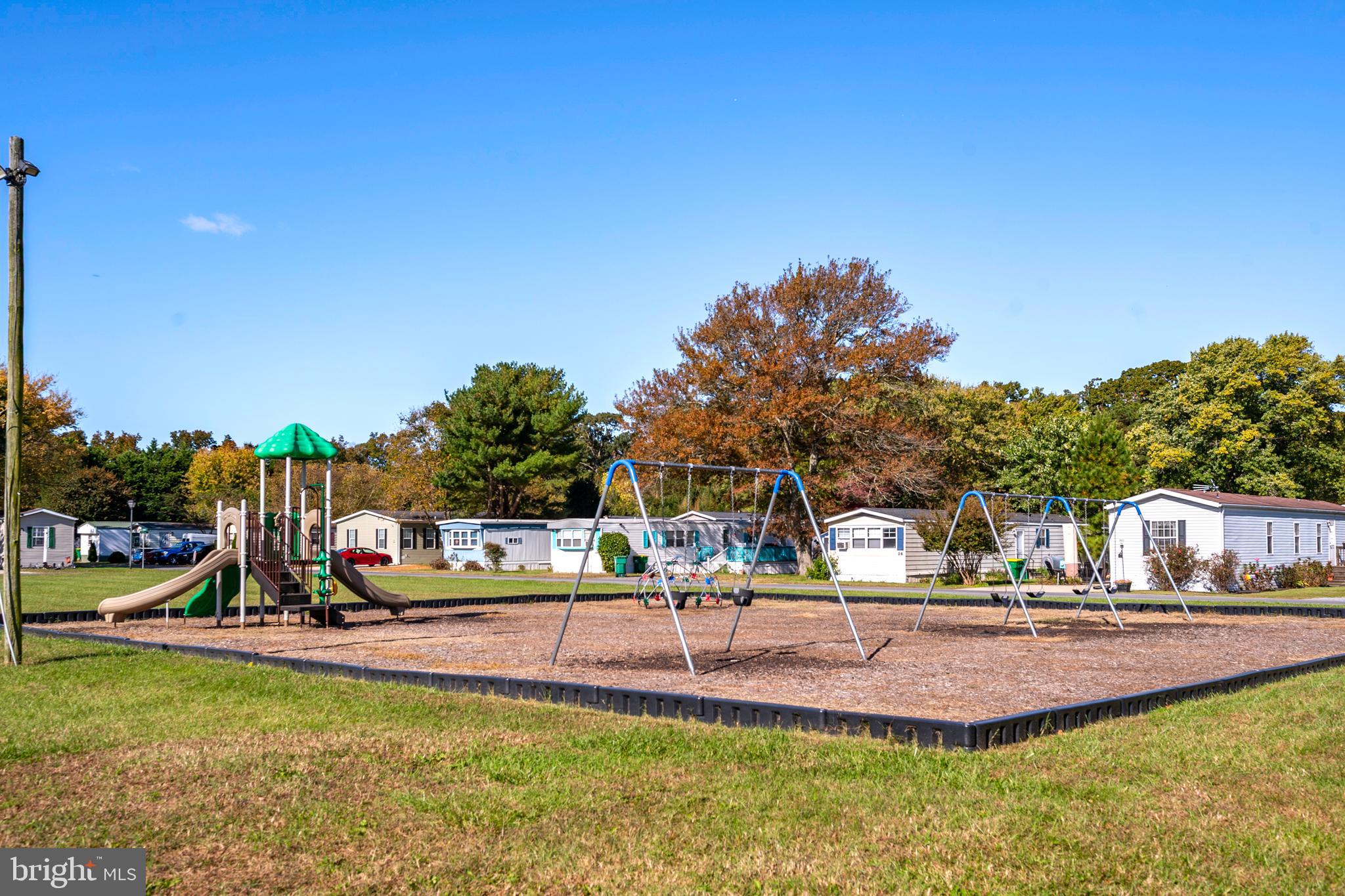 WHISPERING PINE MHP - Residential