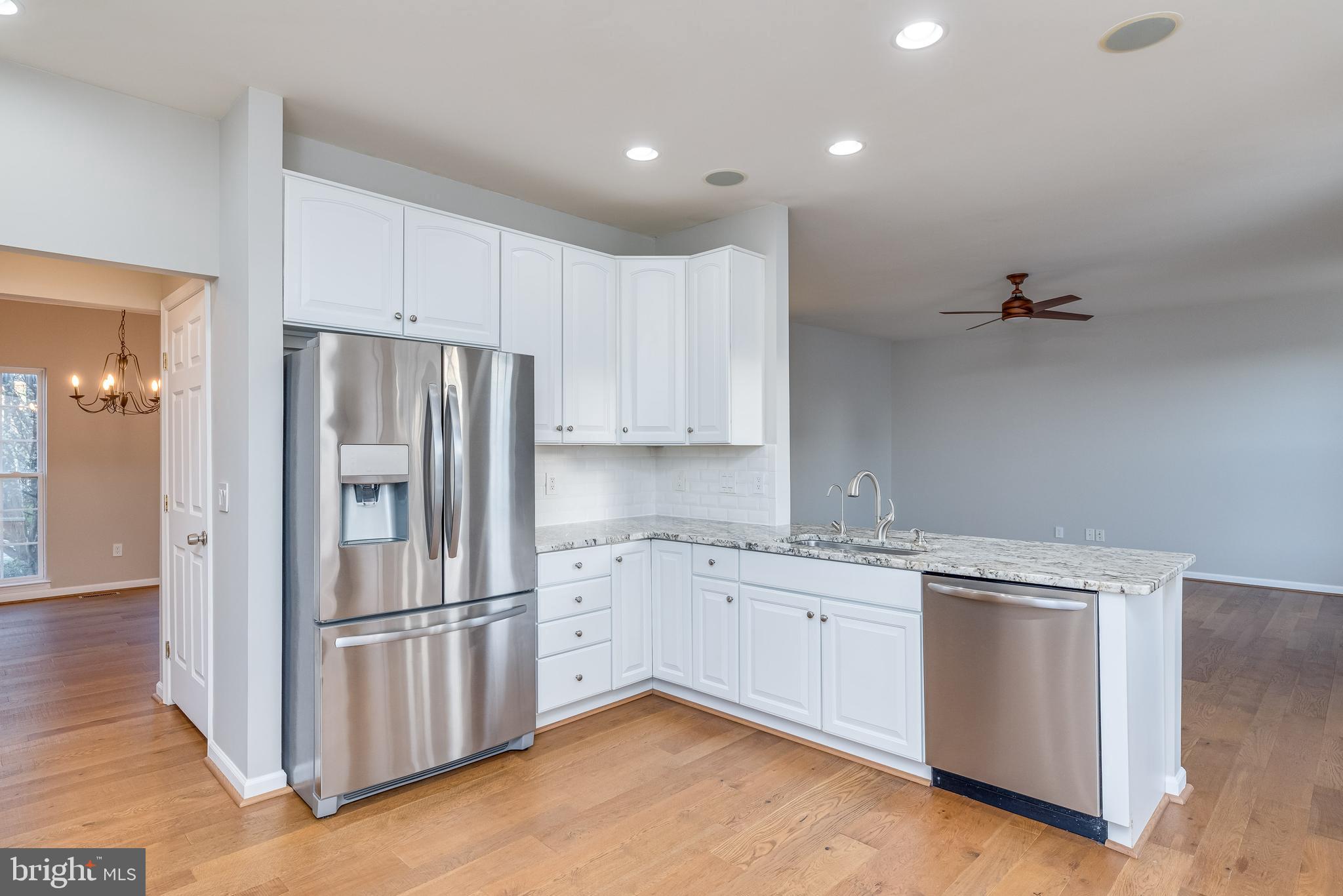 LAKELAND PLACE - Residential