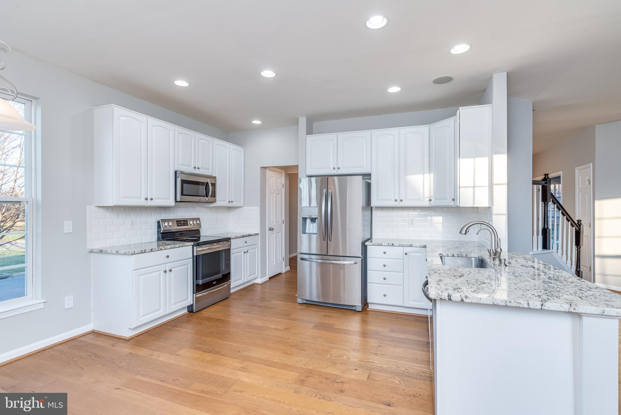 LAKELAND PLACE - Residential