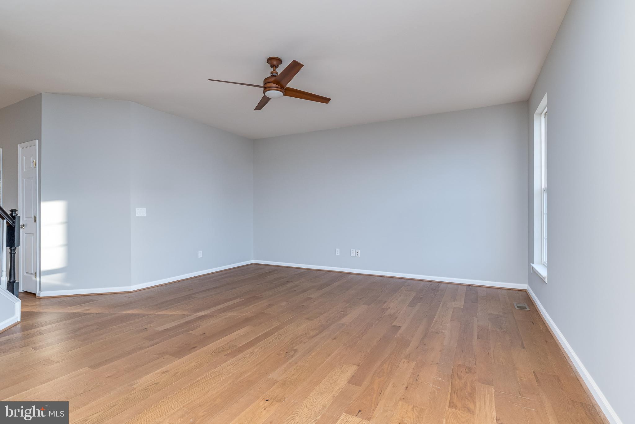 LAKELAND PLACE - Residential