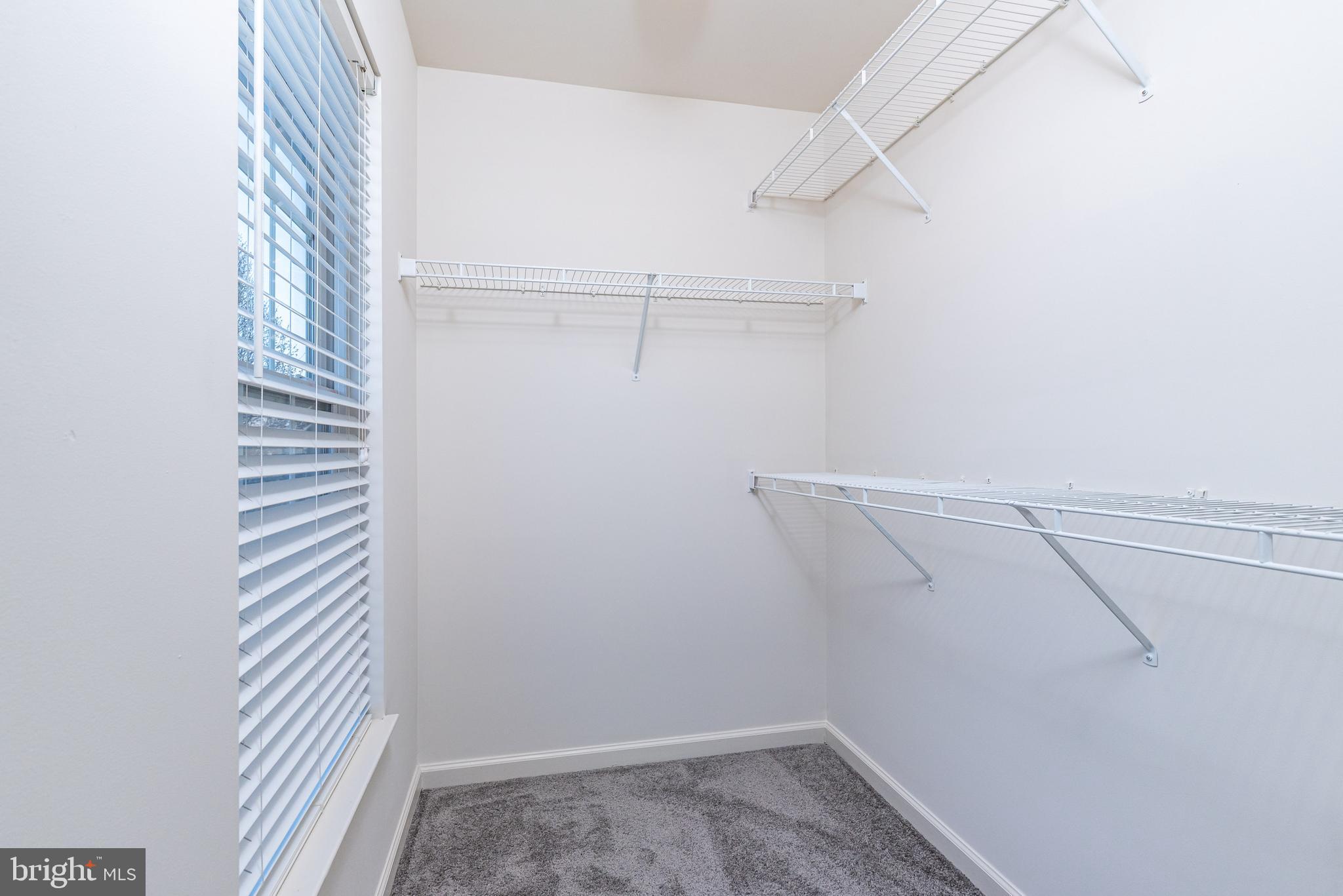 LAKELAND PLACE - Residential