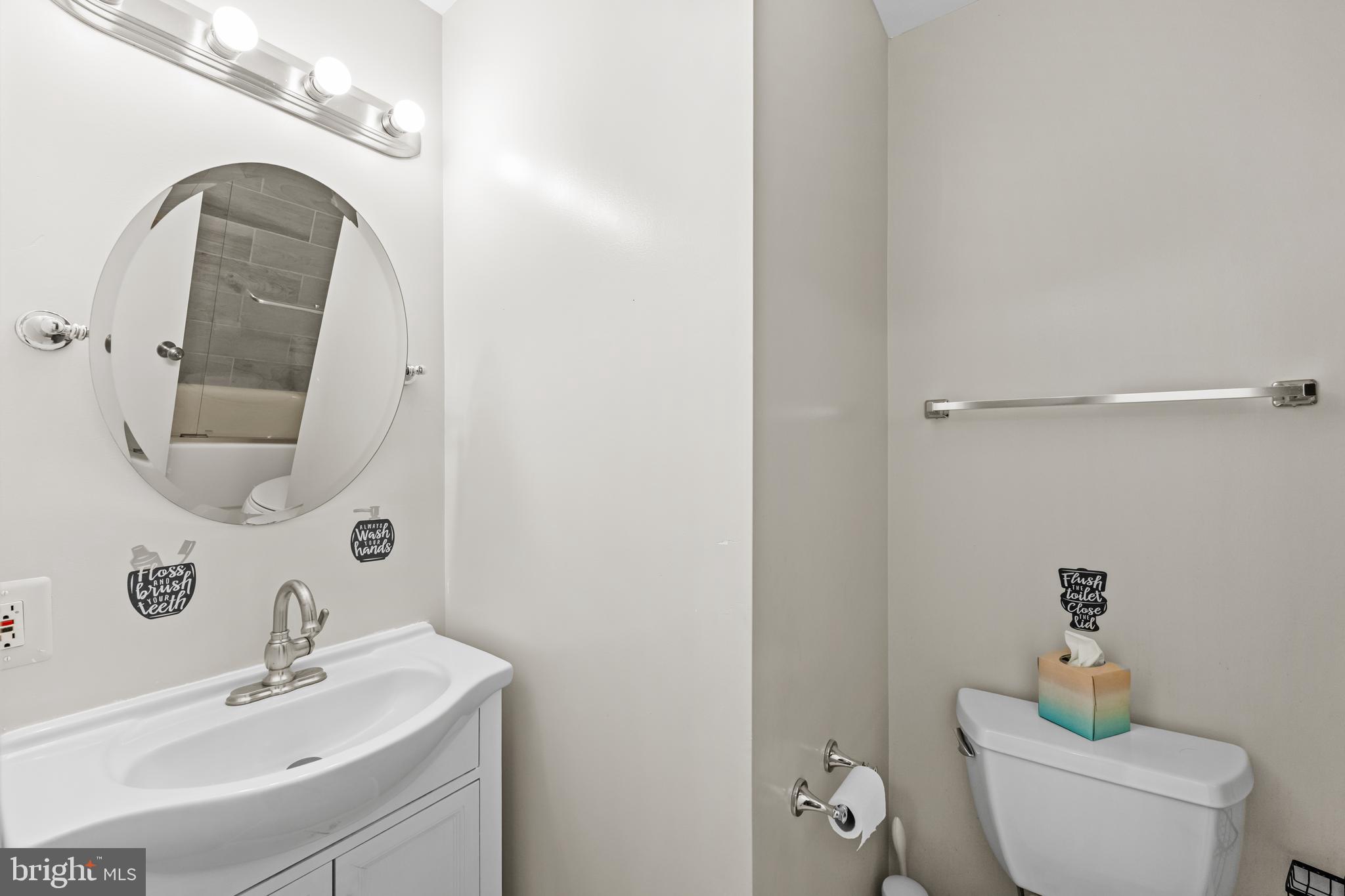 EAST GATE OF POTOMAC - Residential