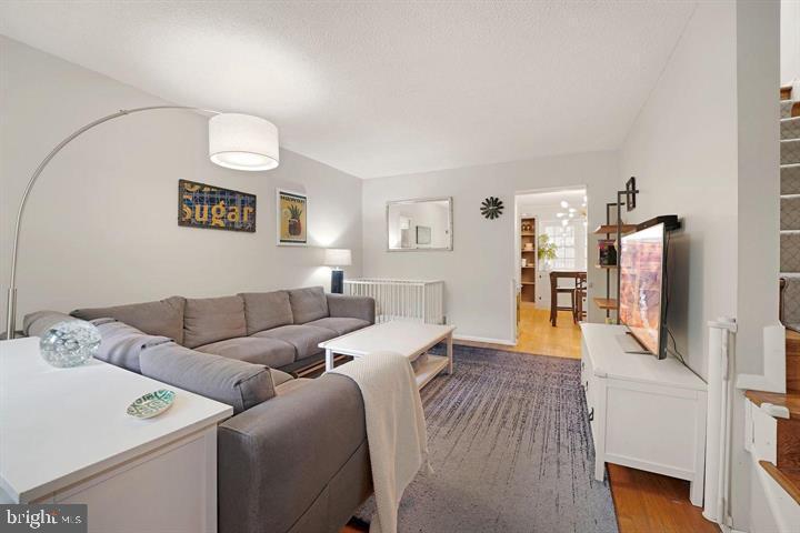 HAMPDEN HISTORIC DISTRICT - Residential Lease