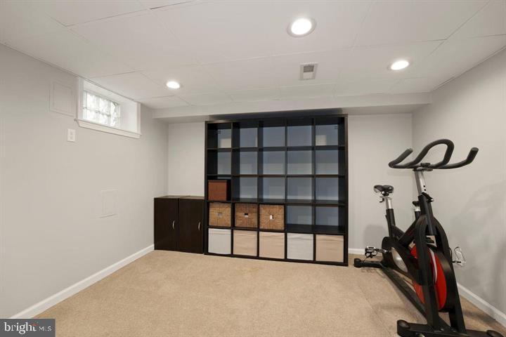 HAMPDEN HISTORIC DISTRICT - Residential Lease