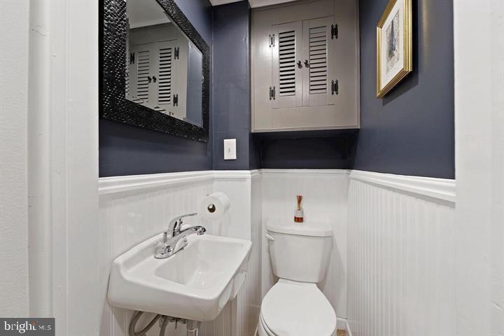 HAMPDEN HISTORIC DISTRICT - Residential Lease