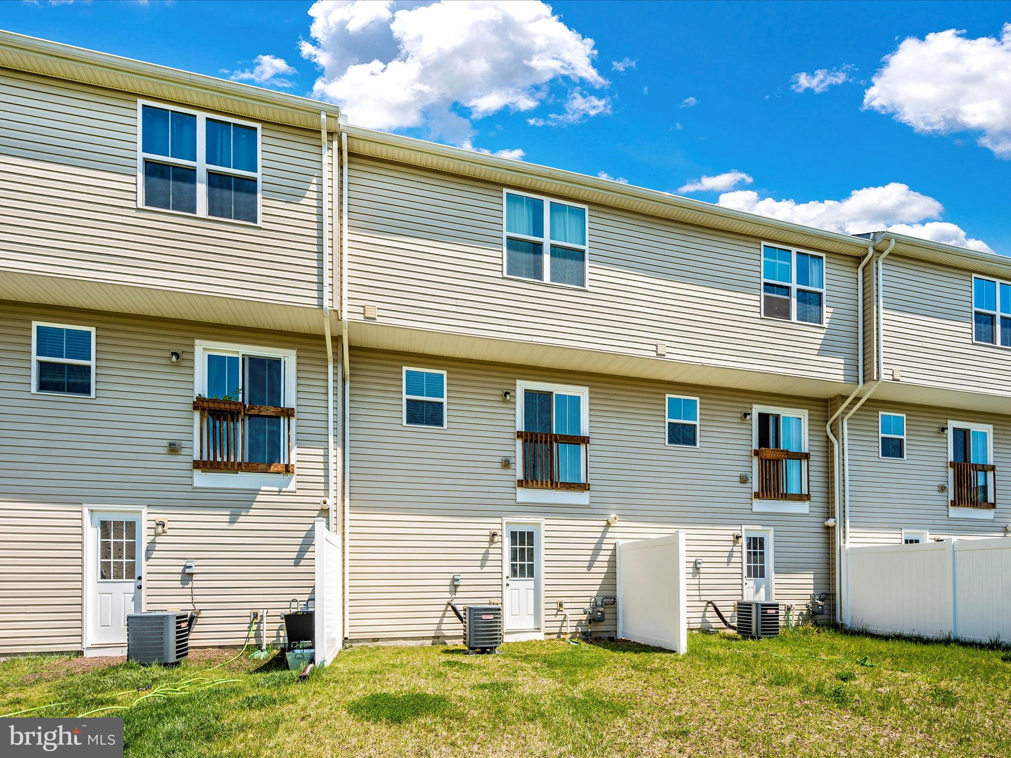 THE LAKES AT MARTINSBURG - Residential