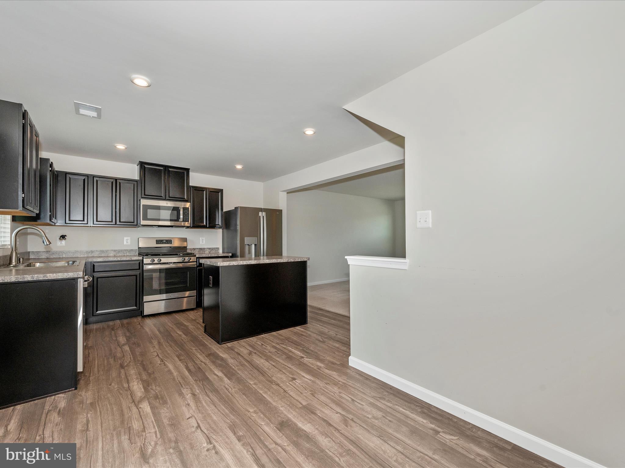 THE LAKES AT MARTINSBURG - Residential