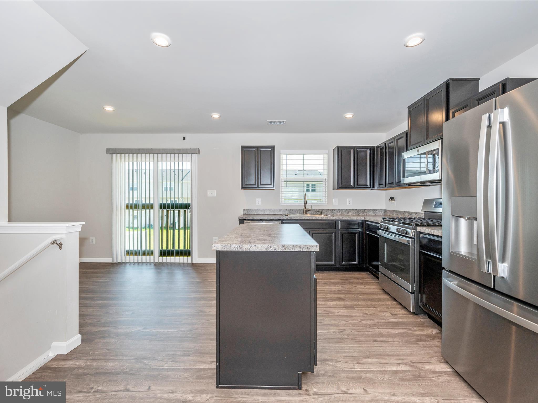 THE LAKES AT MARTINSBURG - Residential