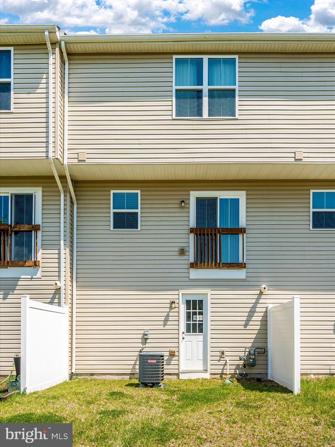 THE LAKES AT MARTINSBURG - Residential