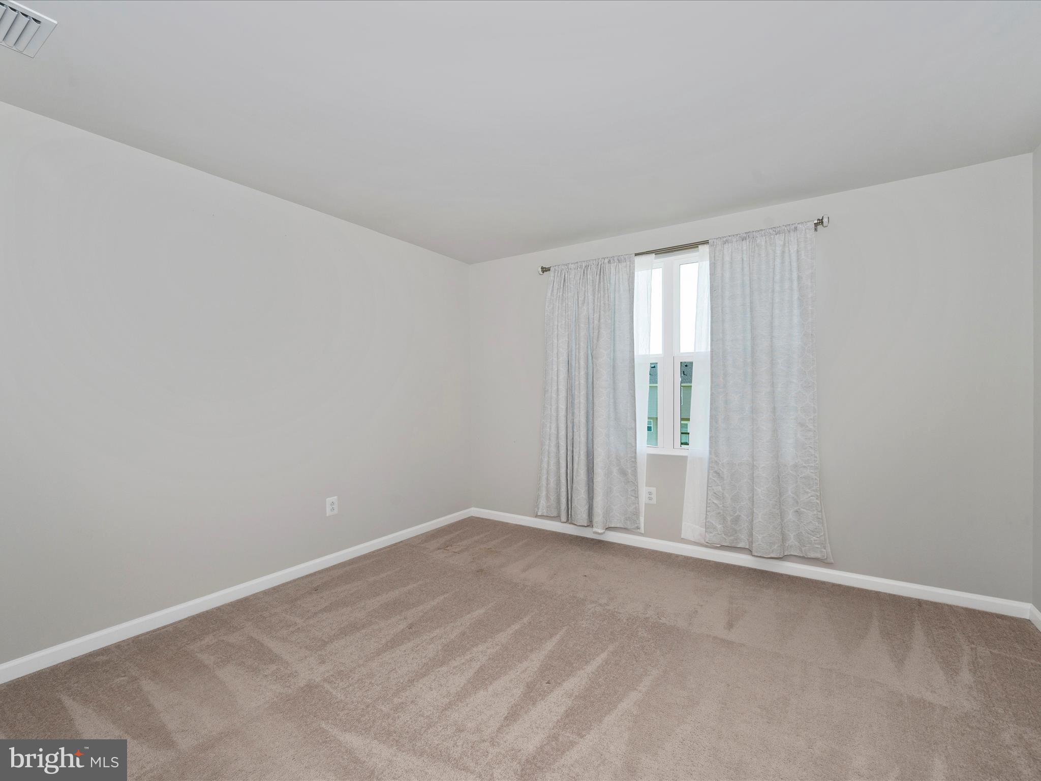 THE LAKES AT MARTINSBURG - Residential