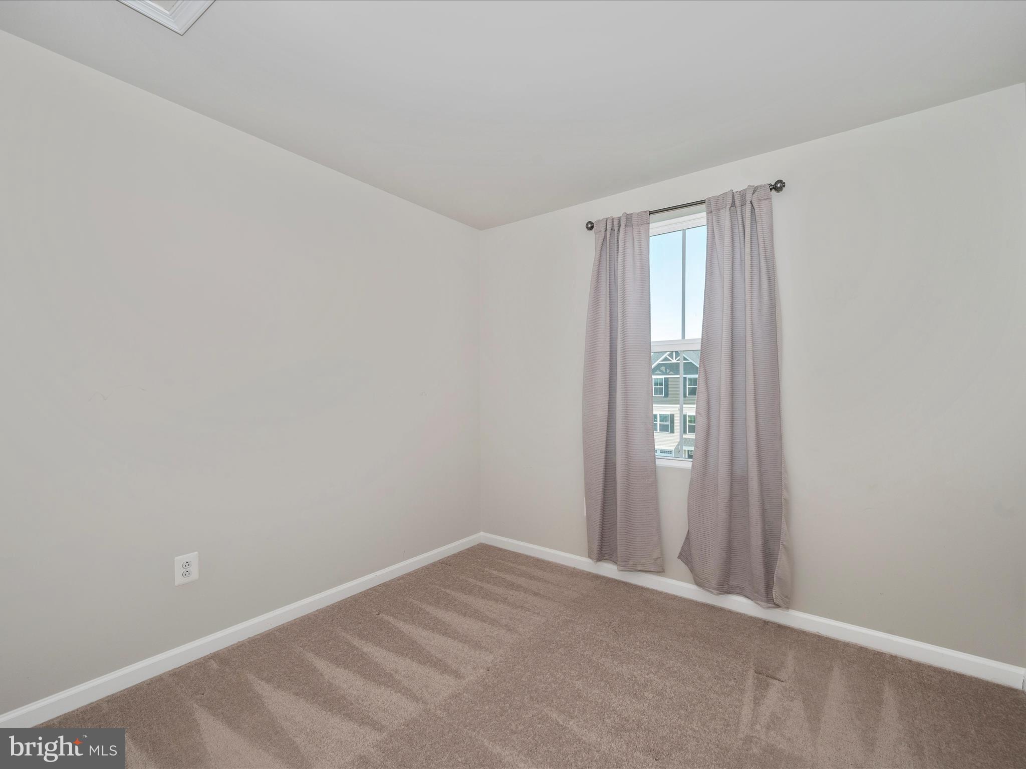 THE LAKES AT MARTINSBURG - Residential