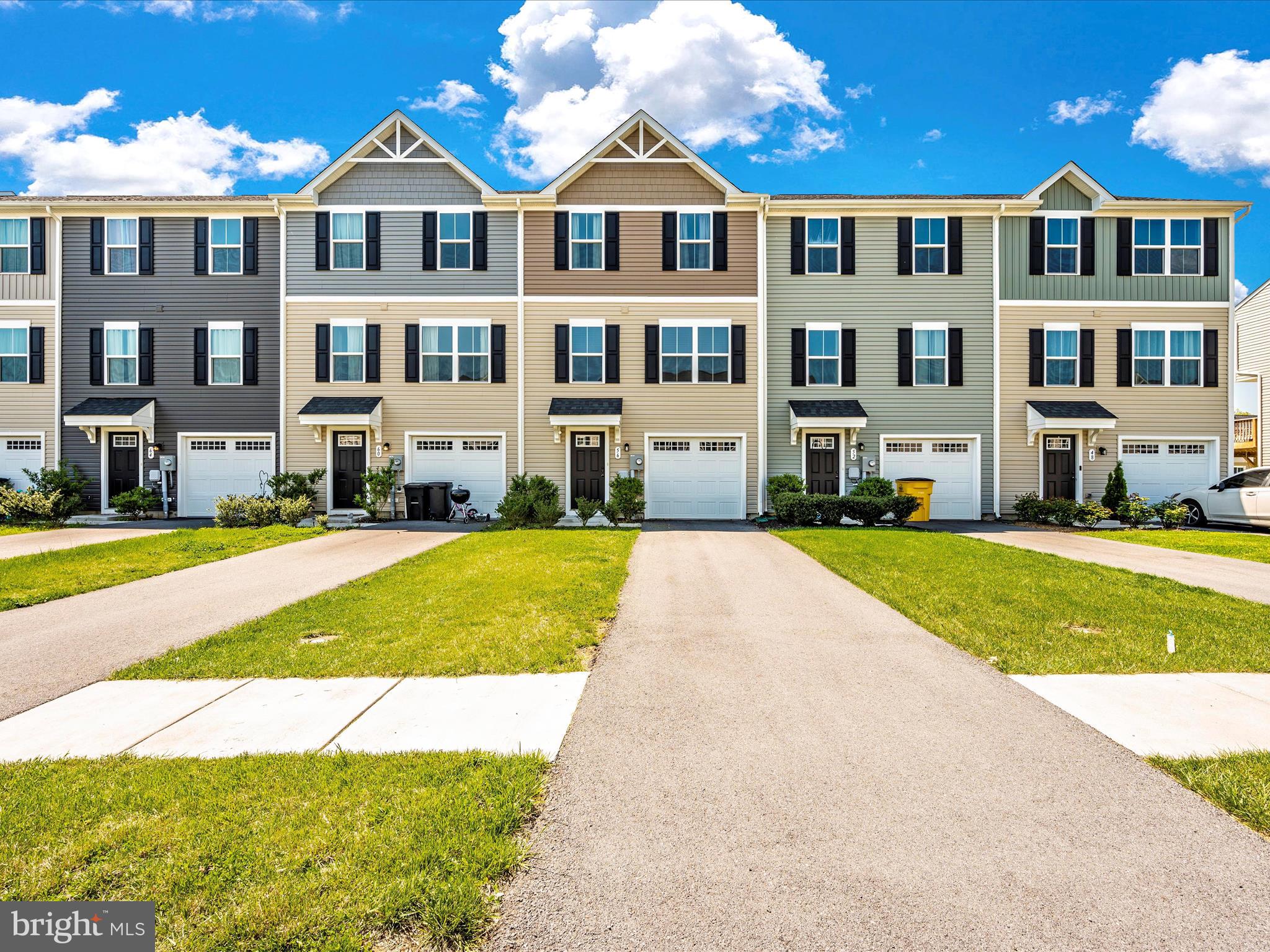 THE LAKES AT MARTINSBURG - Residential