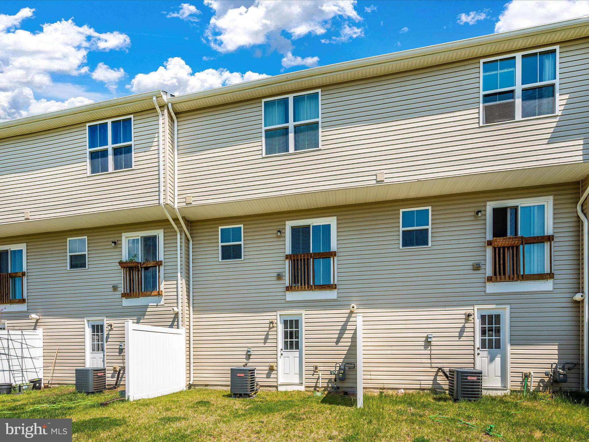 THE LAKES AT MARTINSBURG - Residential