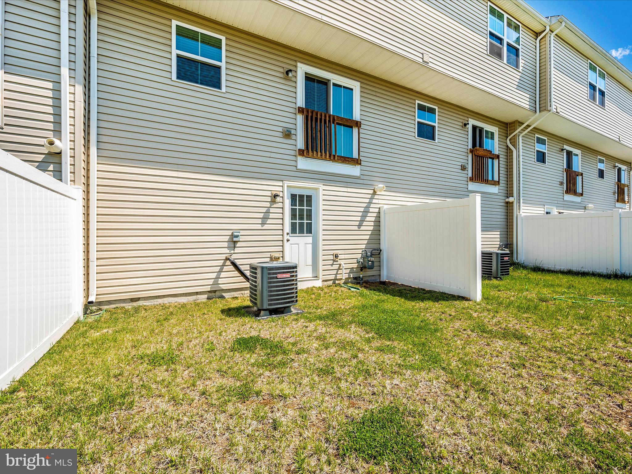 THE LAKES AT MARTINSBURG - Residential