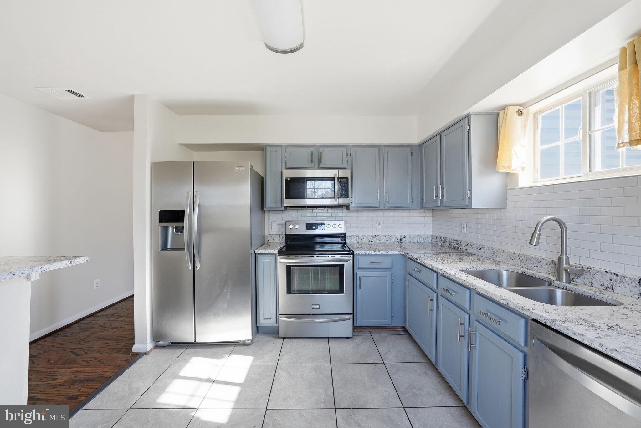 DEVON HILLS CONDO - Residential