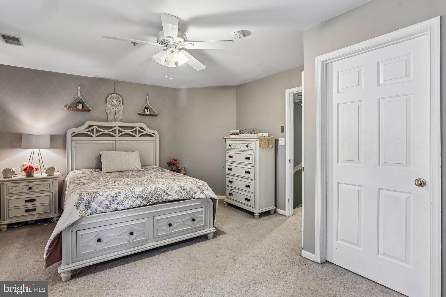 CHURCHILL TOWN SECTOR - Residential