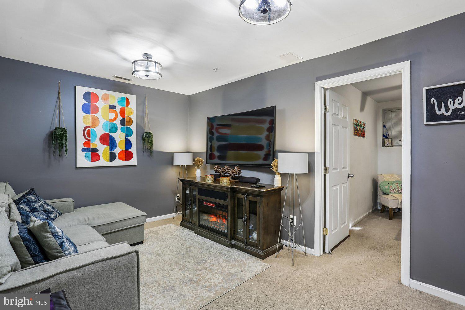 CHURCHILL TOWN SECTOR - Residential