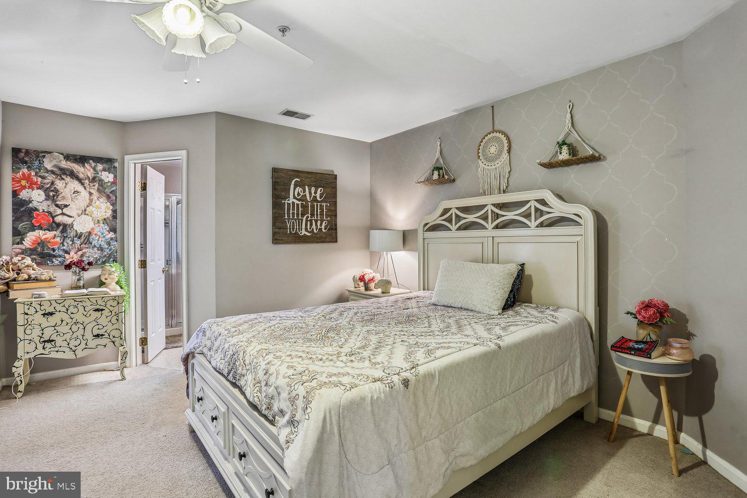 CHURCHILL TOWN SECTOR - Residential