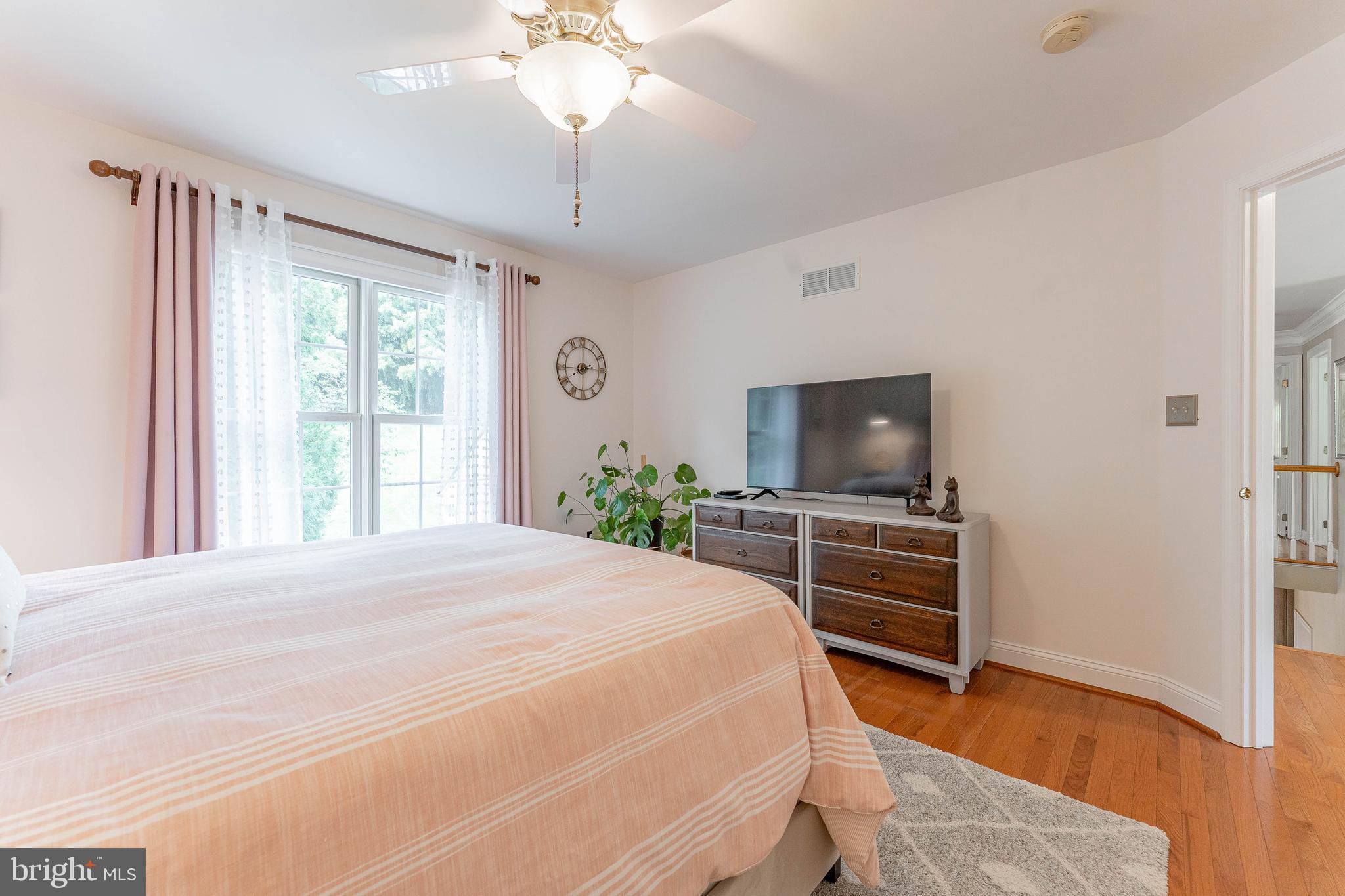 ROSE TREE ESTS - Residential