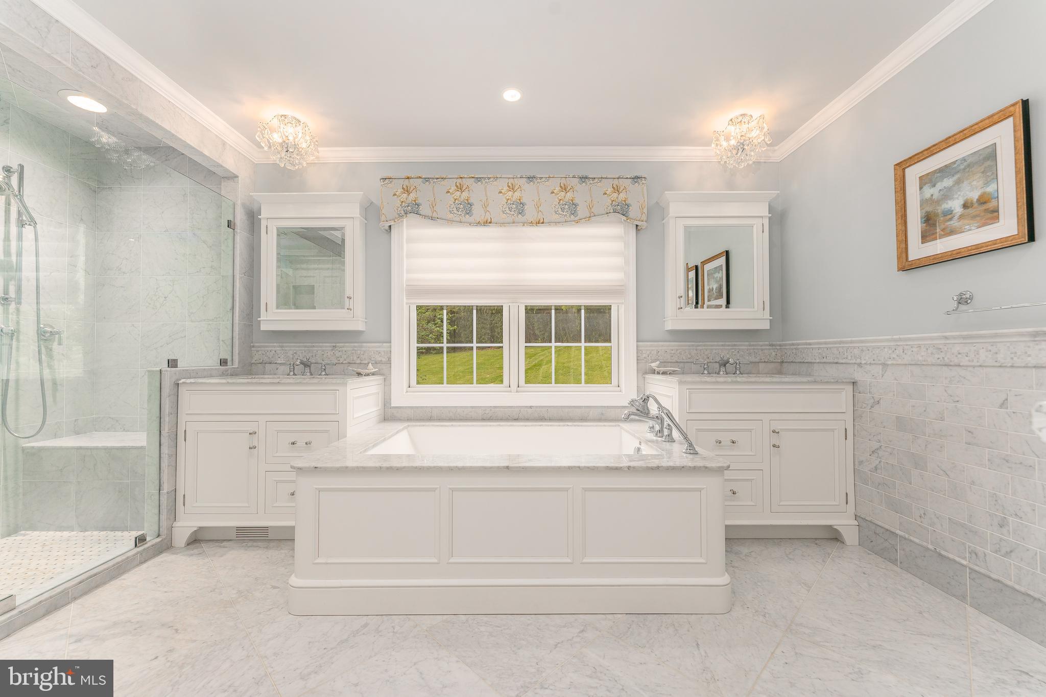 ROSE TREE ESTS - Residential