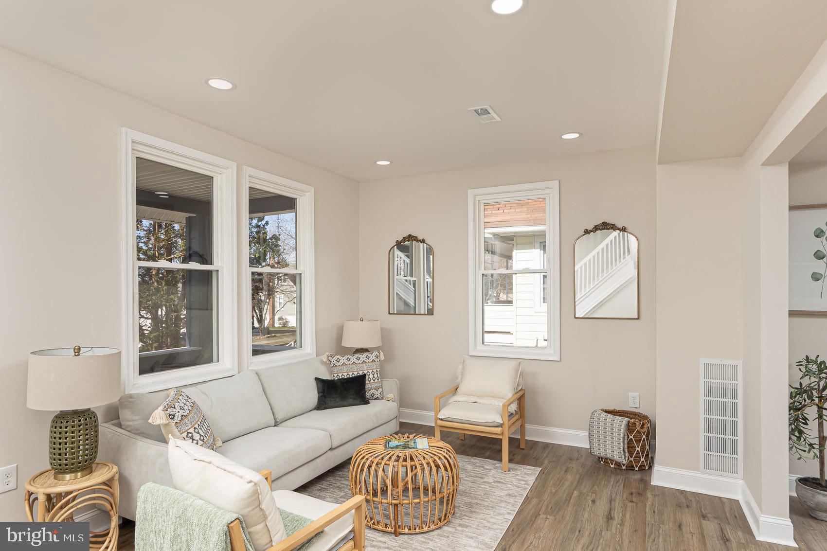 PARKVILLE - Residential