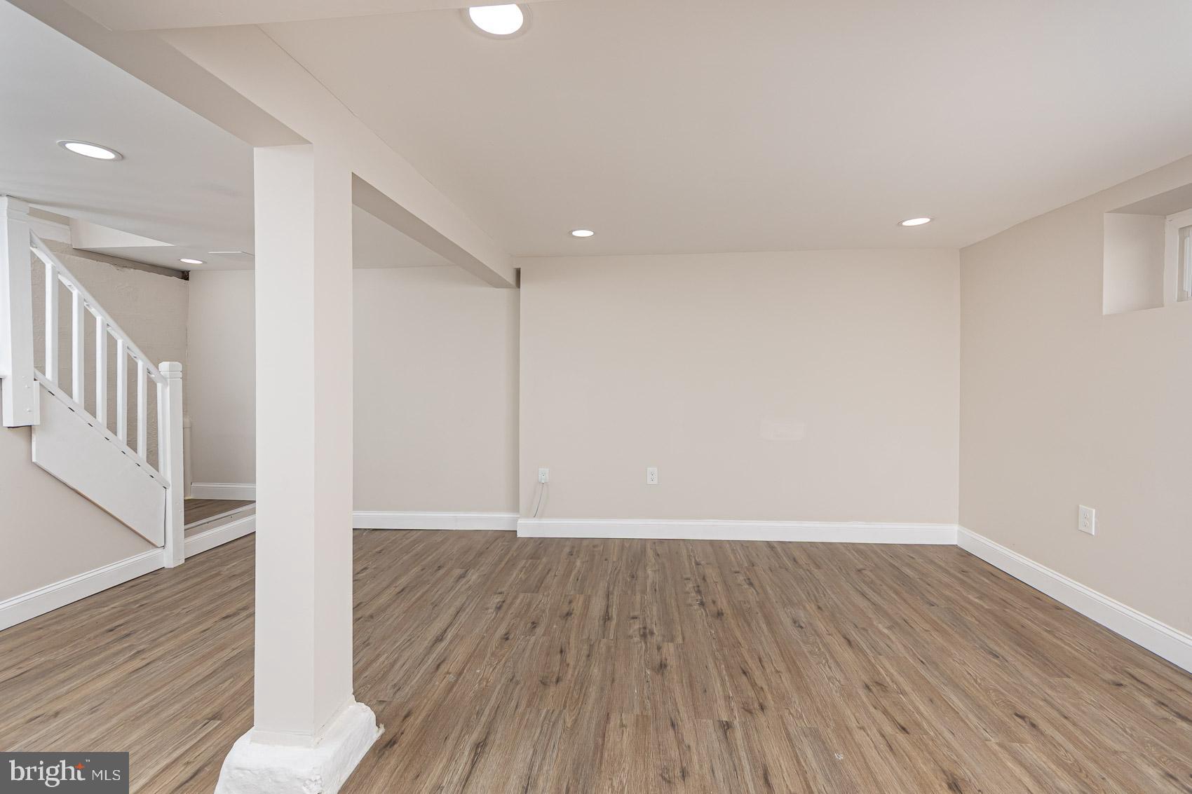 PARKVILLE - Residential