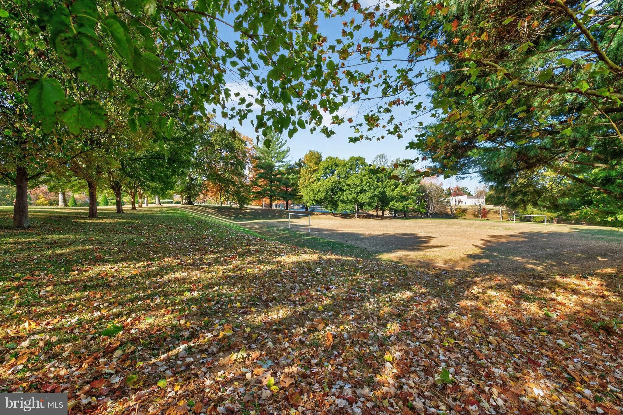 North Potomac, Maryland 20878, United States, 4 Bedrooms Bedrooms, ,3 BathroomsBathrooms,Residential,Contingent,236180