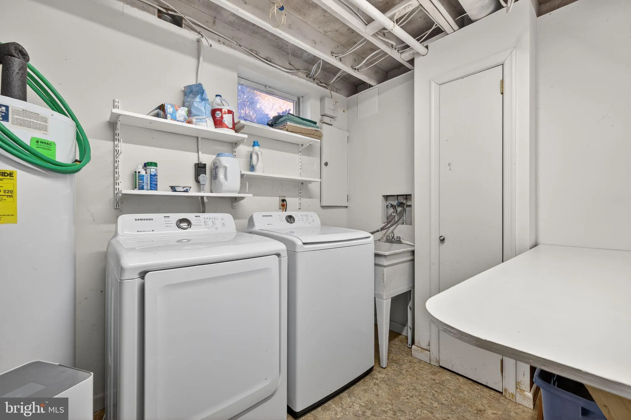 North Potomac, Maryland 20878, United States, 4 Bedrooms Bedrooms, ,3 BathroomsBathrooms,Residential,Contingent,236180