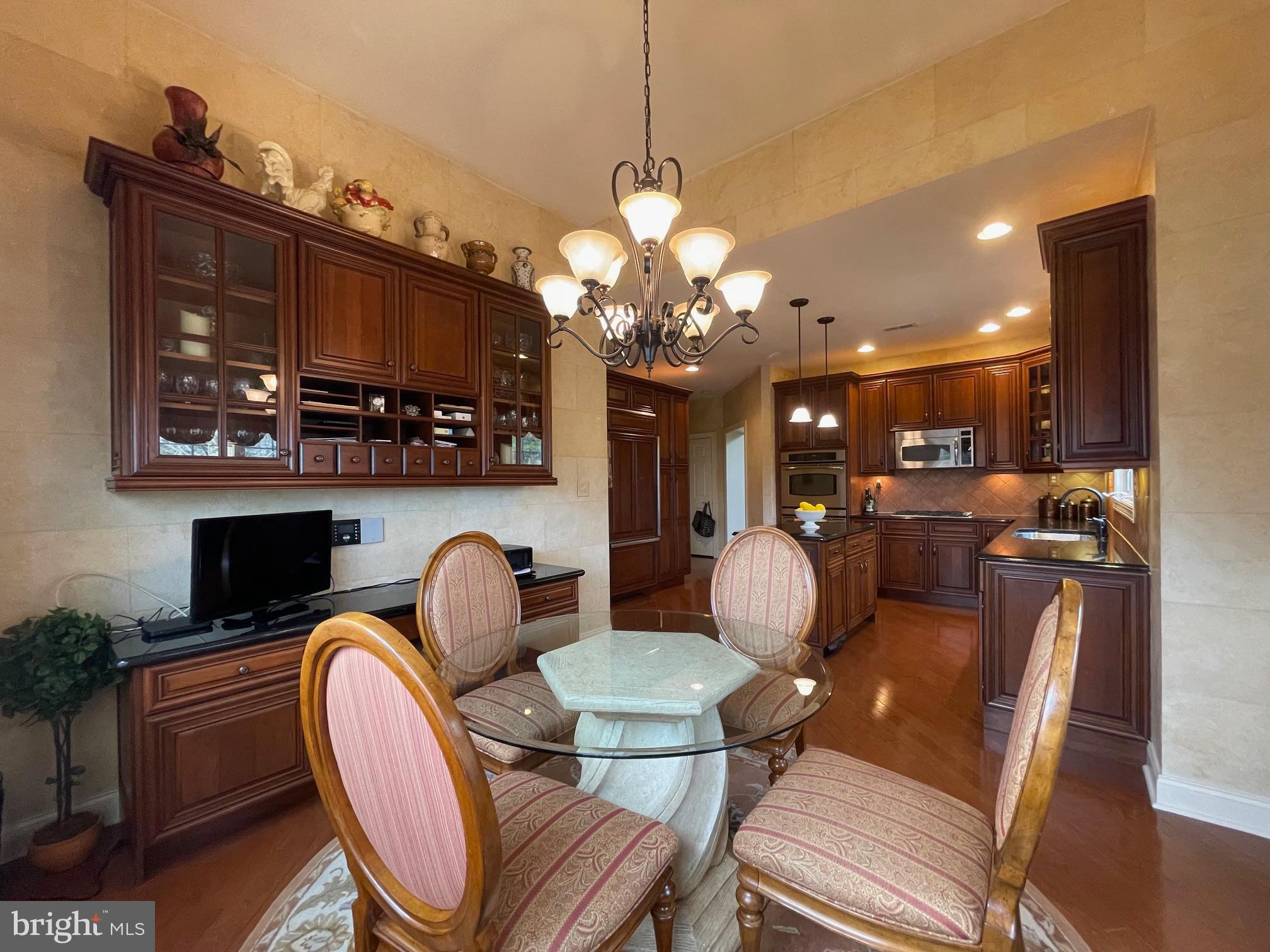 REGENCY AT NORTHAM - Residential