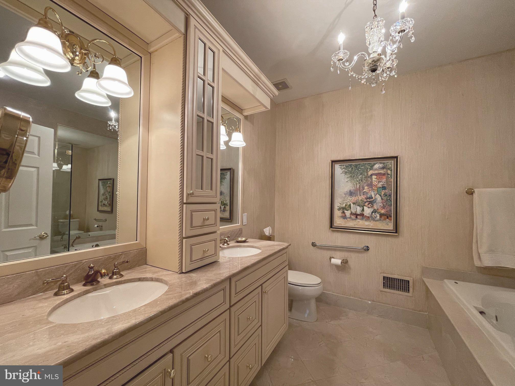 REGENCY AT NORTHAM - Residential