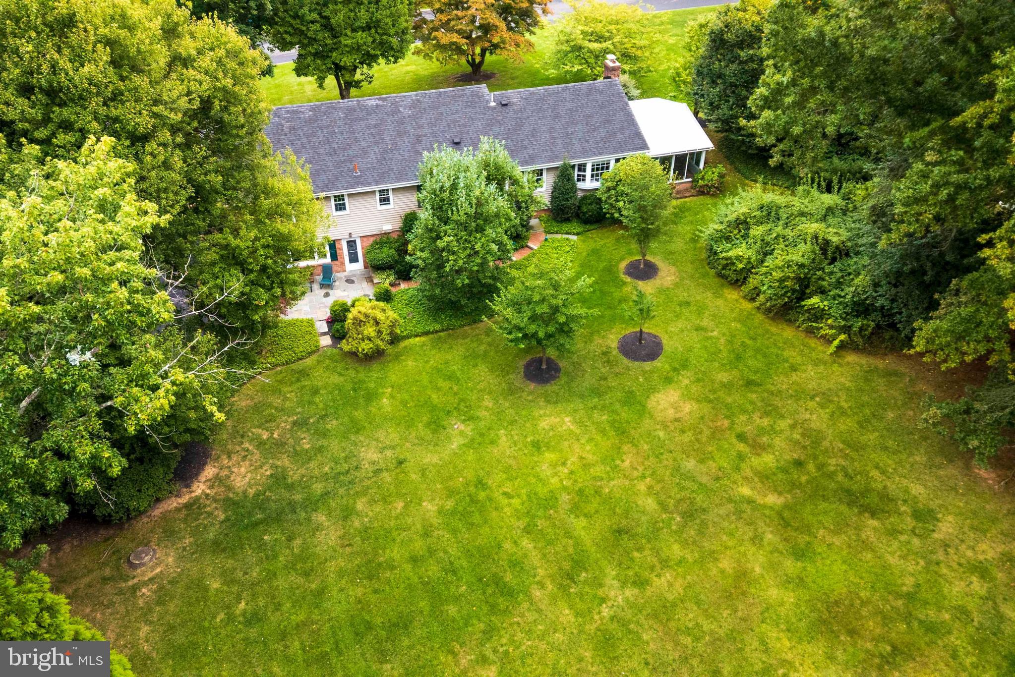 HUNTINGDON VALLEY - Residential
